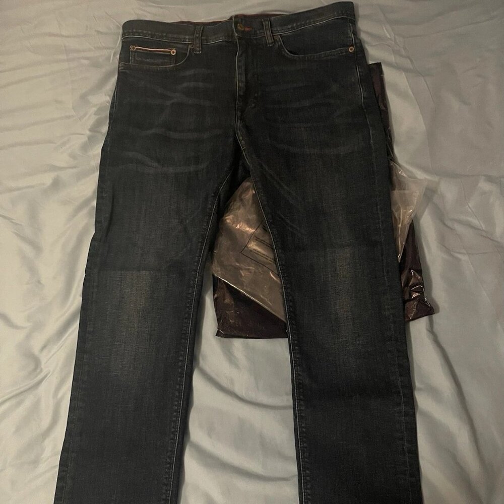 Tommy Hilfiger Men's Slim Fit TH Flex Indigo Jean 33/30 NWOT